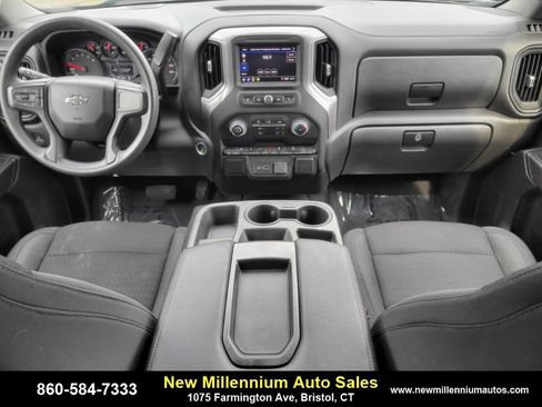 Used 2022 Chevrolet Silverado 1500 Custom Trail Boss image 12