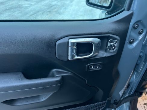 New 2026 Jeep Gladiator Sport image 11