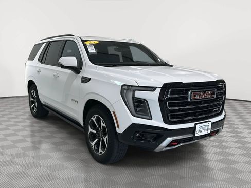 Used 2025 GMC Yukon AT4 w/ AT4 Premium Plus Package AWD/4WD image 7