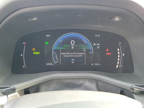 Used 2025 Toyota Camry LE FWD image 27