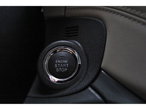 Certified 2025 Subaru Outback Premium AWD/4WD image 19