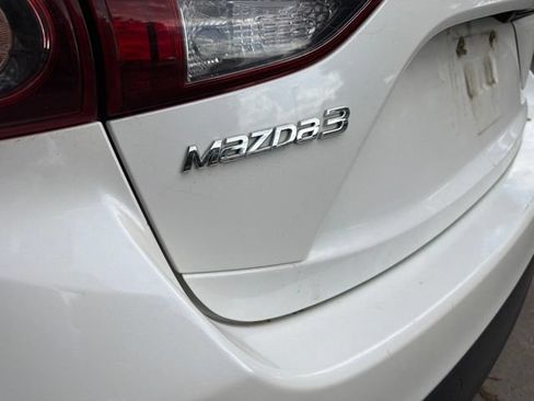Used 2016 MAZDA MAZDA3 i Touring FWD image 10
