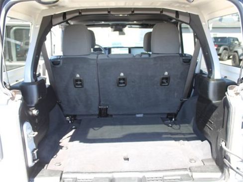 Used 2024 Jeep Wrangler Sport S AWD/4WD image 38