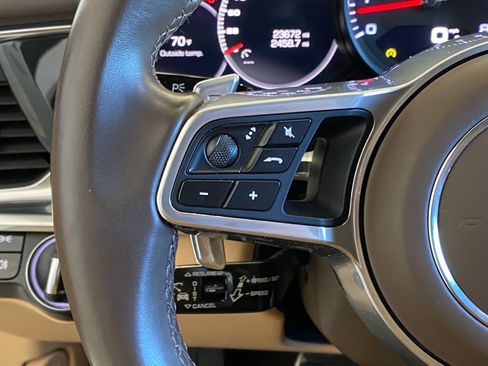 Used 2020 Porsche Panamera 4S w/ Premium Package image 18