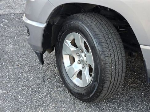 Used 2024 RAM 1500 Big Horn image 27