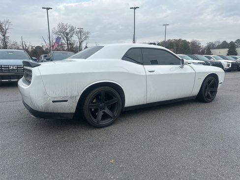 Used 2018 Dodge Challenger R/T Plus image 3