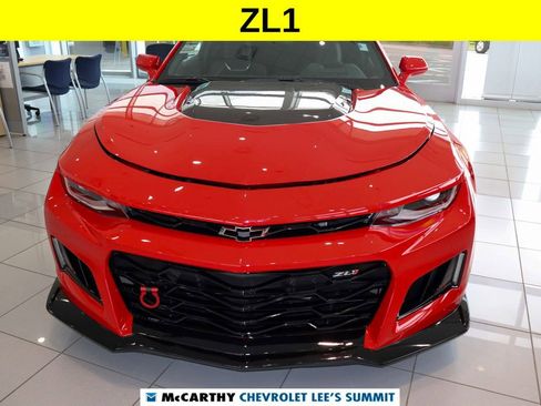 Used 2021 Chevrolet Camaro ZL1 RWD image 3