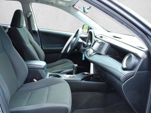 Used 2015 Toyota RAV4 XLE AWD/4WD image 27