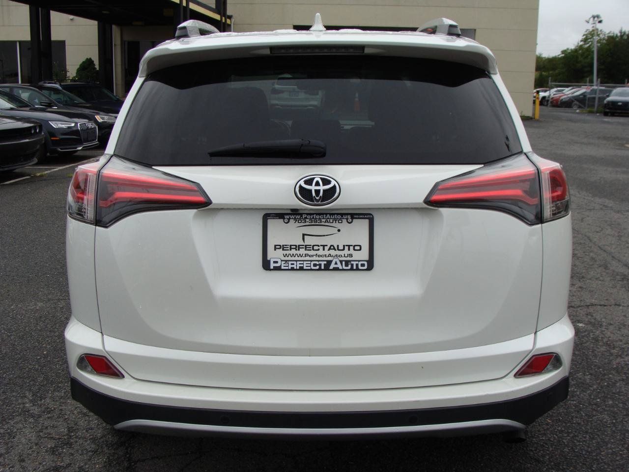Used 2016 Toyota RAV4 Limited AWD/4WD image 5