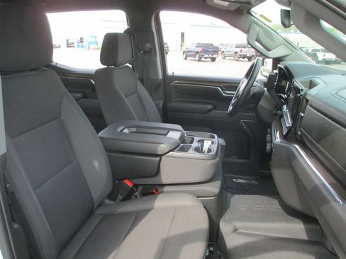 Used 2025 Chevrolet Silverado 1500 LT image 21