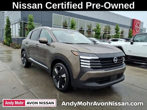 Certified 2025 Nissan Kicks SR AWD/4WD image 2