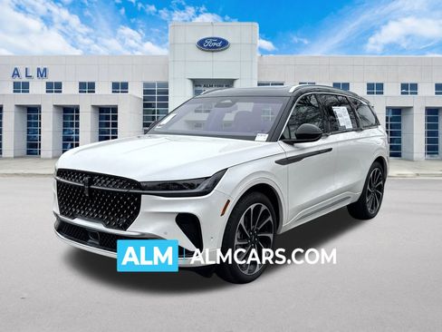Used 2024 Lincoln Nautilus Black Label AWD/4WD image 1