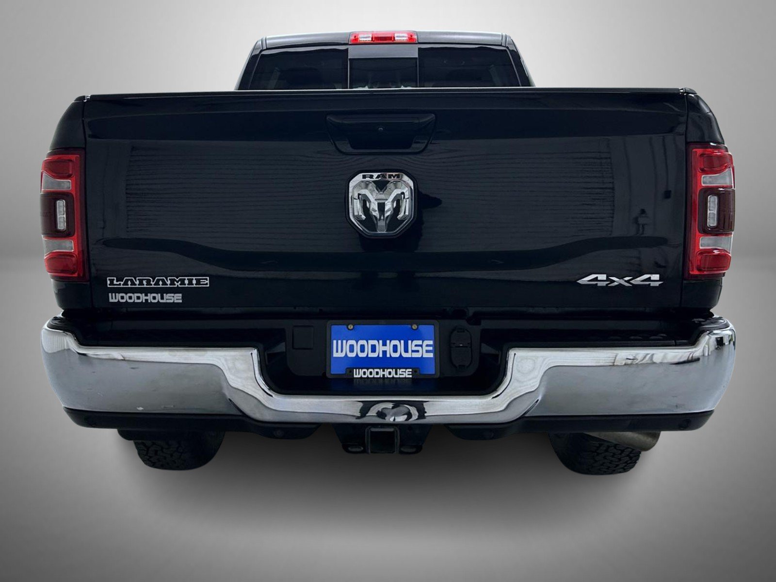 Used 2024 RAM 3500 Laramie AWD/4WD image 6