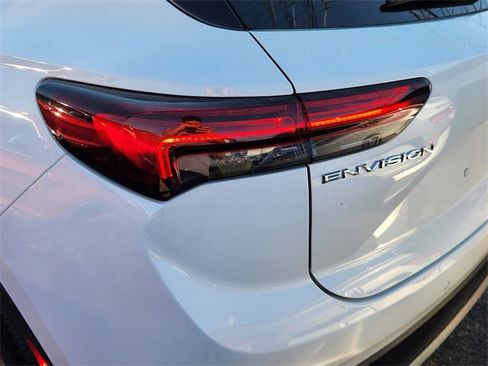 Used 2022 Buick Envision Preferred image 7