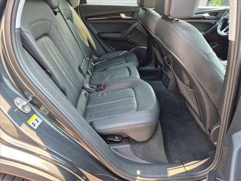 Used 2019 Audi Q5 2.0T Premium Plus w/ Premium Plus Package AWD/4WD image 20