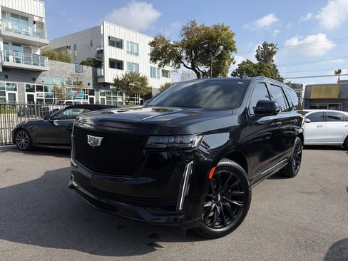 Used 2023 Cadillac Escalade Sport w/ LPO, ONYX Package image 1