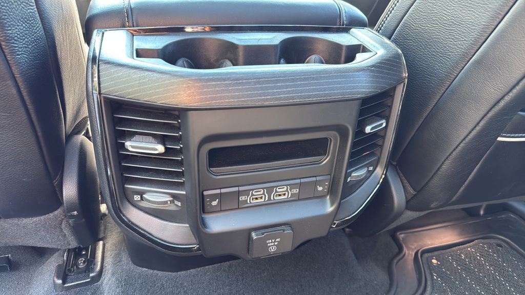 Used 2022 RAM 1500 Limited w/ Body Color Bumper Group AWD/4WD image 18