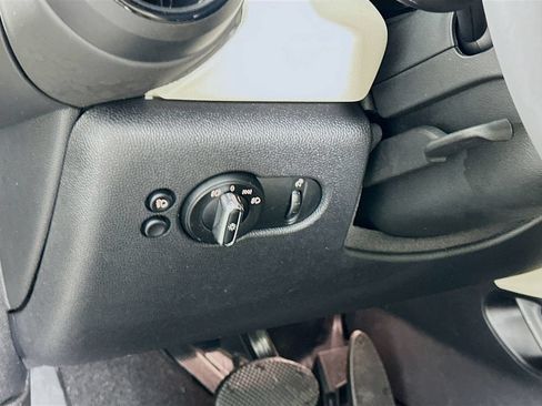 Certified 2023 MINI Cooper S FWD image 10
