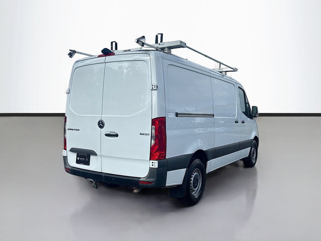 Used 2021 Mercedes-Benz Sprinter 1500 image 3