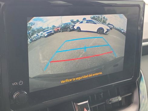 Used 2024 Toyota Corolla LE image 27