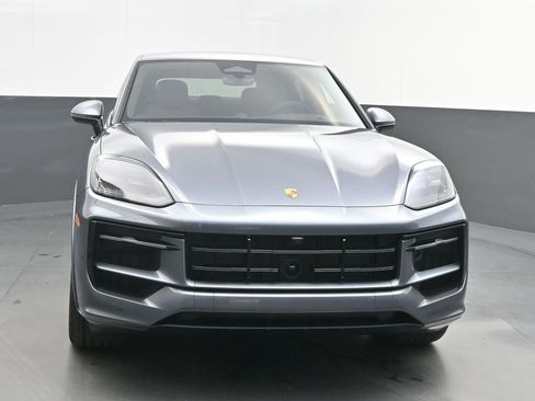 New 2026 Porsche Cayenne GTS image 10