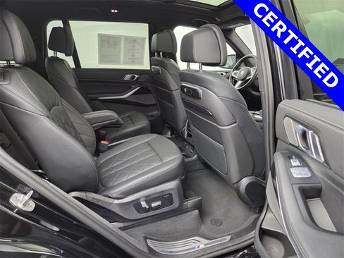 Used 2023 BMW X7 xDrive40i w/ M Sport Package image 17