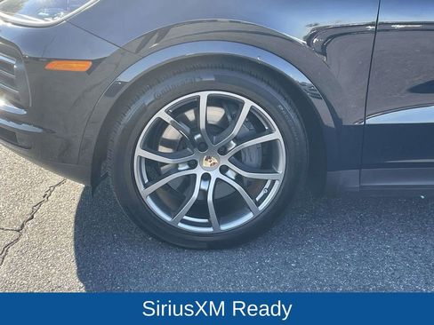 Used 2023 Porsche Cayenne S Platinum image 10