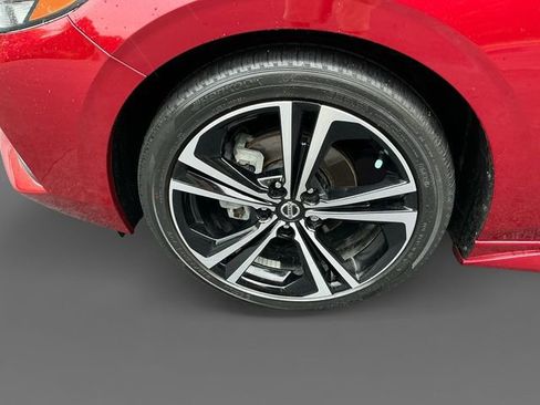 Used 2022 Nissan Sentra SR w/ Electronics Package FWD image 15