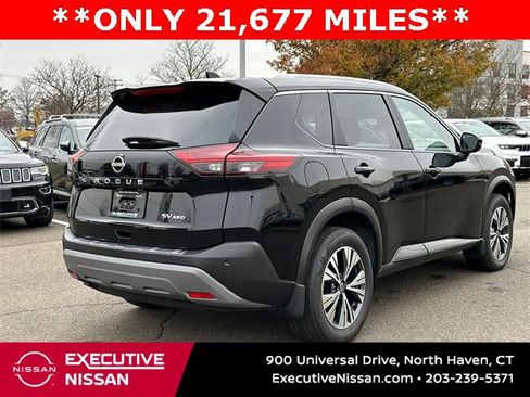 Certified 2022 Nissan Rogue SV w/ SV Premium Package image 2