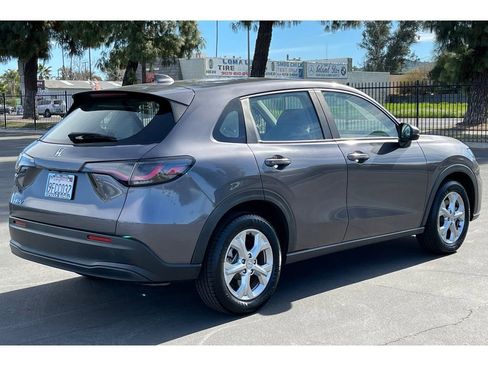 Certified 2023 Honda HR-V LX image 6