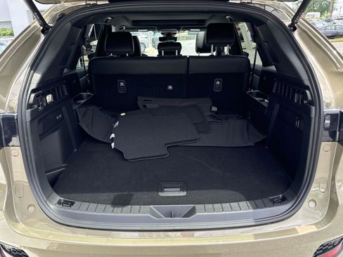 Certified 2025 MAZDA CX-70 3.3 Turbo S w/ Premium Package image 11