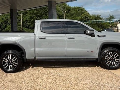 Certified 2025 GMC Sierra 1500 AT4 w/ AT4 Premium Package image 2