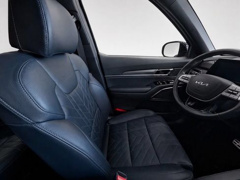 Certified 2025 Kia Telluride SX X-Line AWD/4WD image 28