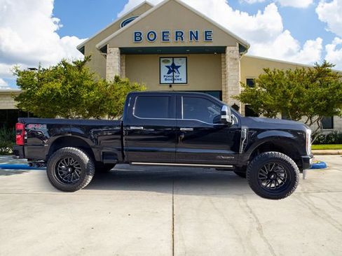 Used 2024 Ford F250 Platinum AWD/4WD image 6