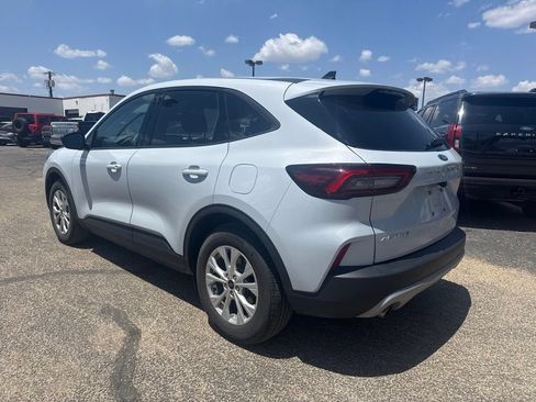 Used 2025 Ford Escape Active FWD image 4