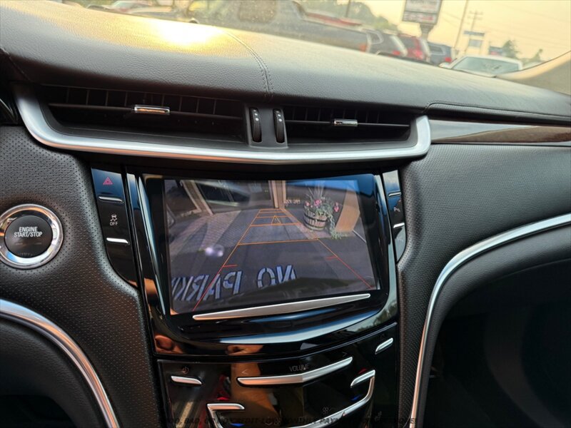 Used 2014 Cadillac XTS Luxury FWD image 13