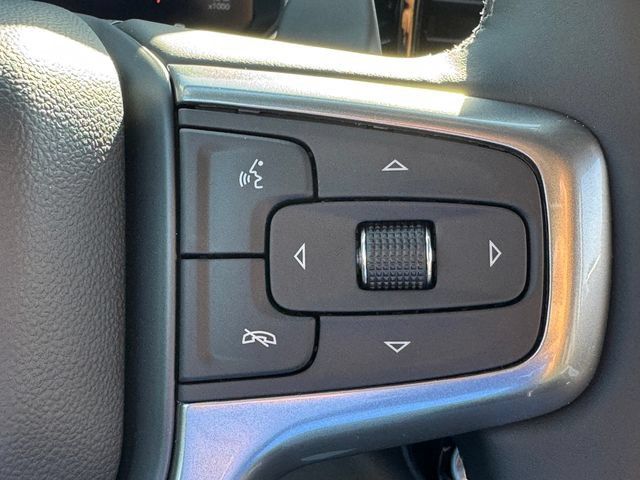 Used 2026 Chevrolet Silverado 1500 LT Trail Boss w/ LT Trail Boss Premium Package AWD/4WD image 19