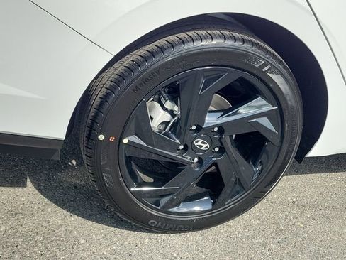 New 2026 Hyundai Elantra Sport FWD image 24