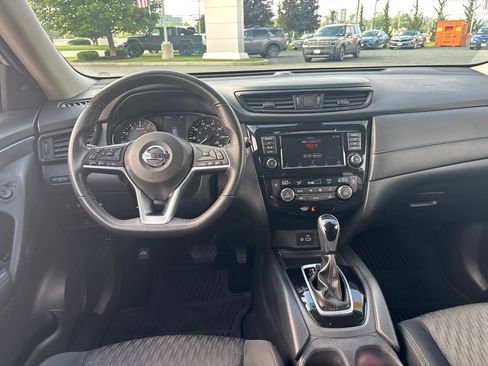 Used 2020 Nissan Rogue SV AWD/4WD image 27