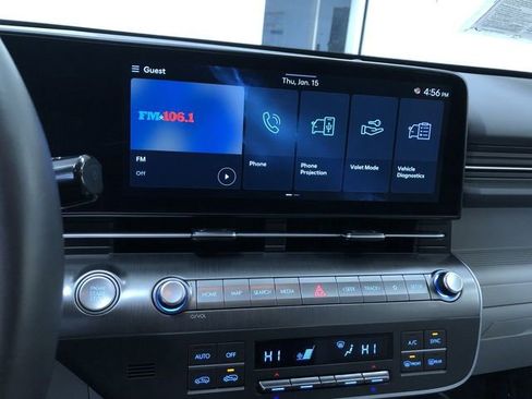 Used 2025 Hyundai Kona SEL image 28