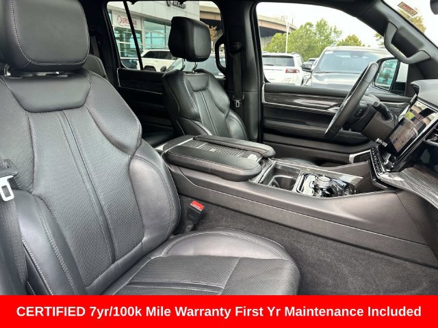 Used 2022 Jeep Wagoneer Series II w/ Convenience Group I AWD/4WD image 11