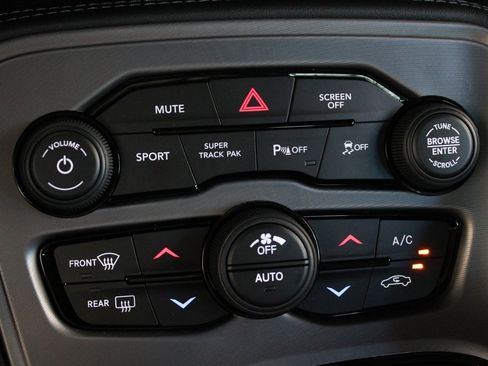 Used 2023 Dodge Challenger R/T w/ Blacktop Package image 34