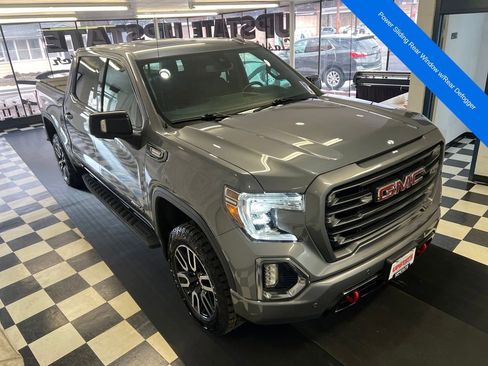 Used 2022 GMC Sierra 1500 AT4 w/ AT4 Premium Package image 17
