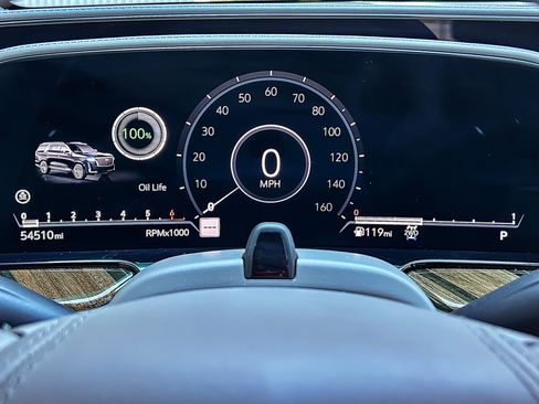 Used 2021 Cadillac Escalade Sport Platinum image 16