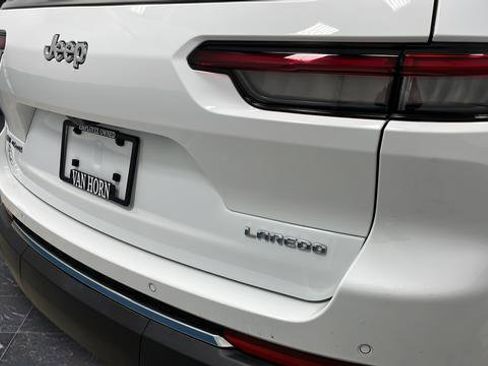 Used 2023 Jeep Grand Cherokee L Laredo image 35