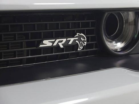 Used 2021 Dodge Challenger SRT Hellcat image 15