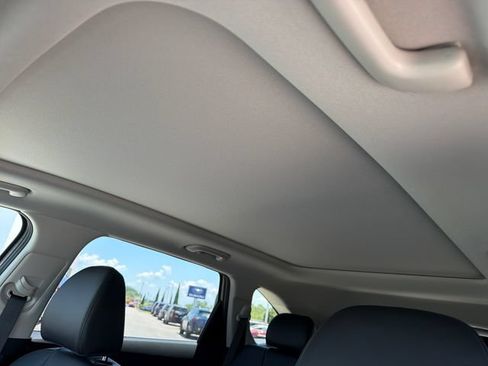 New 2026 Kia Sorento S FWD image 16