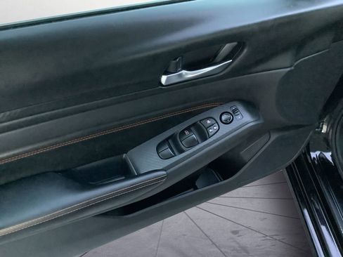 Used 2022 Nissan Altima 2.5 SR image 23