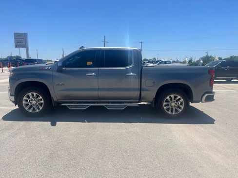 Used 2021 Chevrolet Silverado 1500 LTZ w/ Z71 Off-Road Package AWD/4WD image 2