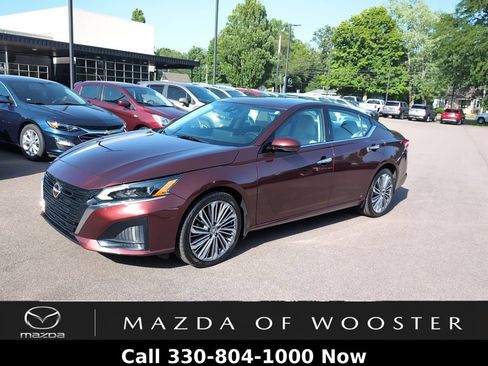 Used 2023 Nissan Altima 2.5 SL AWD/4WD image 1